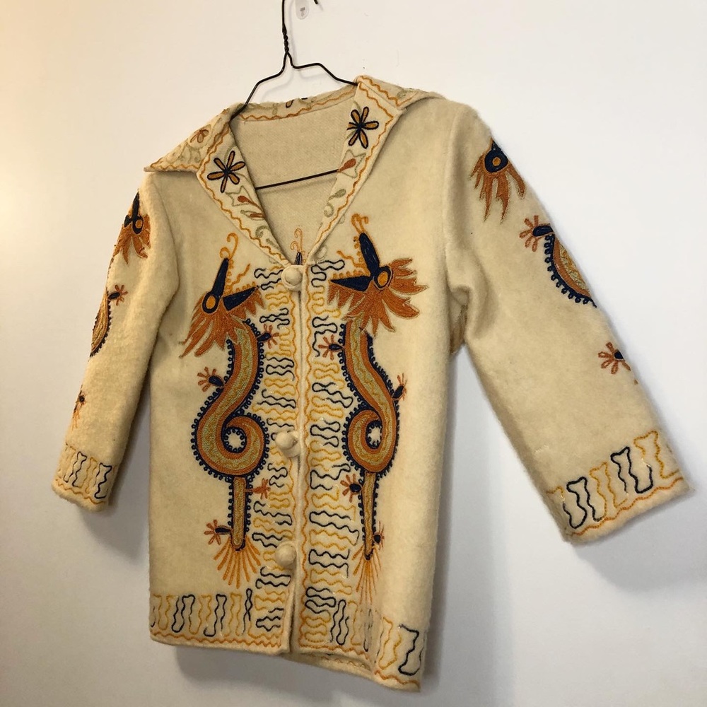 1970s Vintage Hand Embroidered Dragon Jacket - Picture 2 of 5